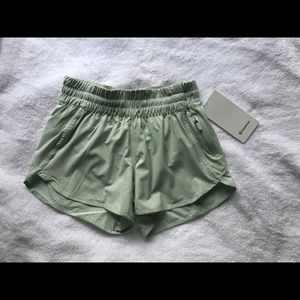 Lululemon Tracker Short V